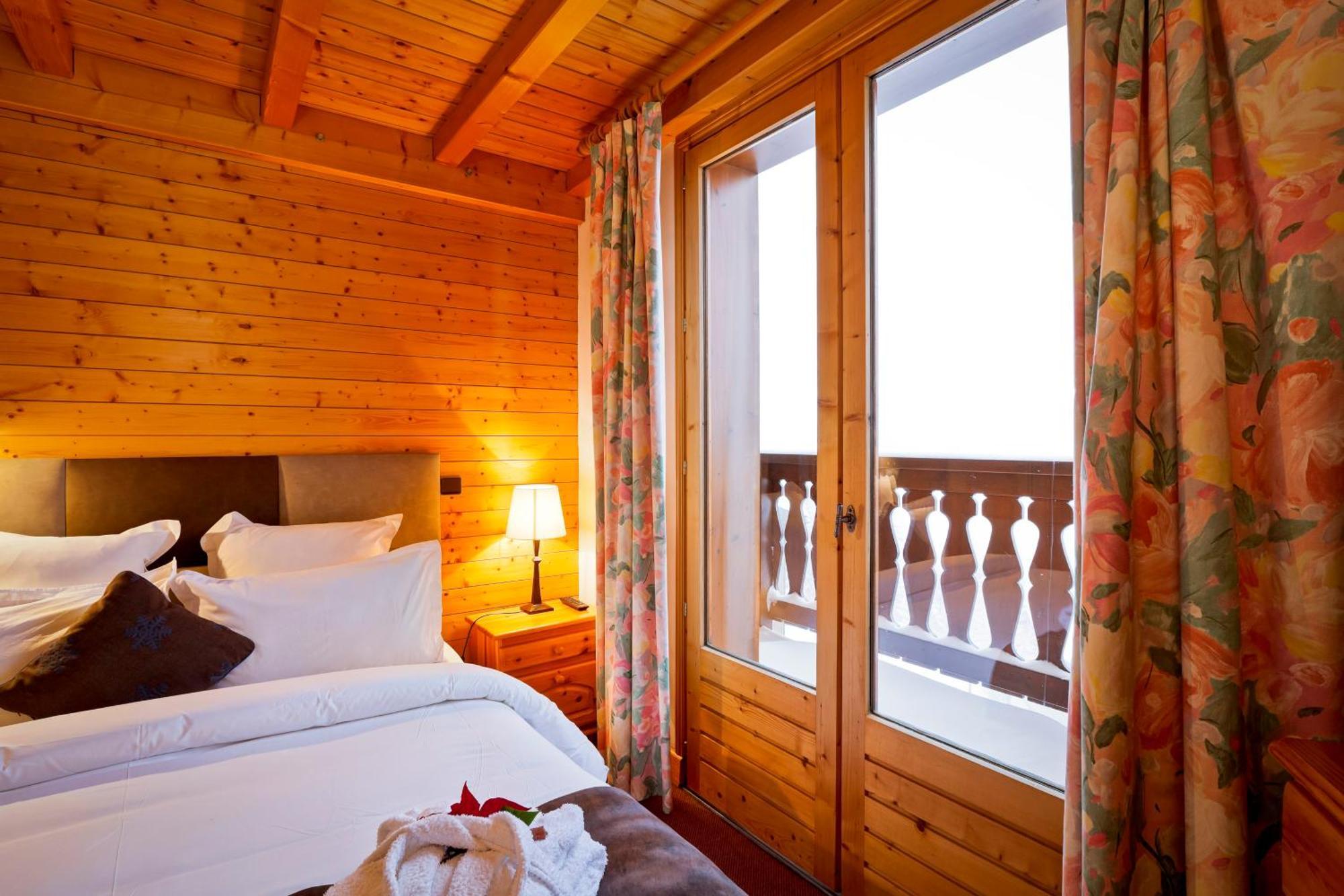 Hotel les Flocons Courchevel Exterior foto